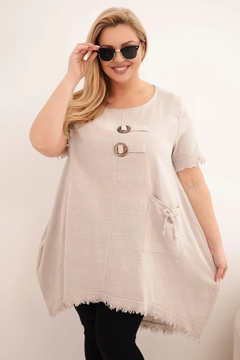 Sukienka damska bawełniana Plus Size z dłuższym tyłem i kieszenią beżowa