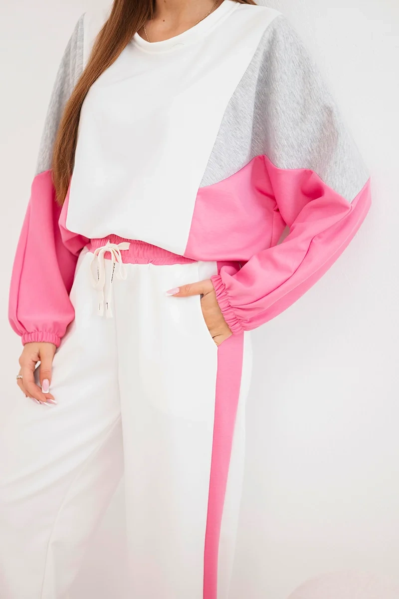 Komplet damski masełko z luźną bluzą i spodniami z szeroką nogawką różowy - obrazek 4