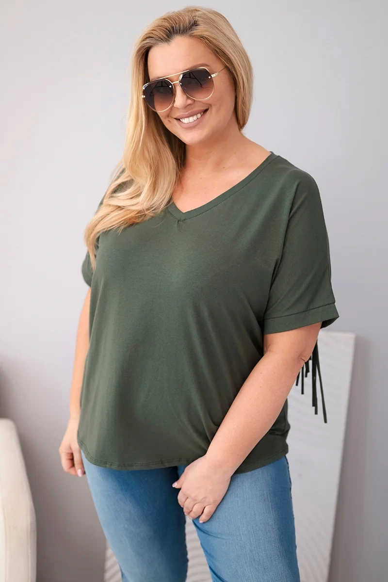 Bluzka damska bawełniana Plus Size z dekoltem V i frędzlami na plecach khaki - obrazek 2