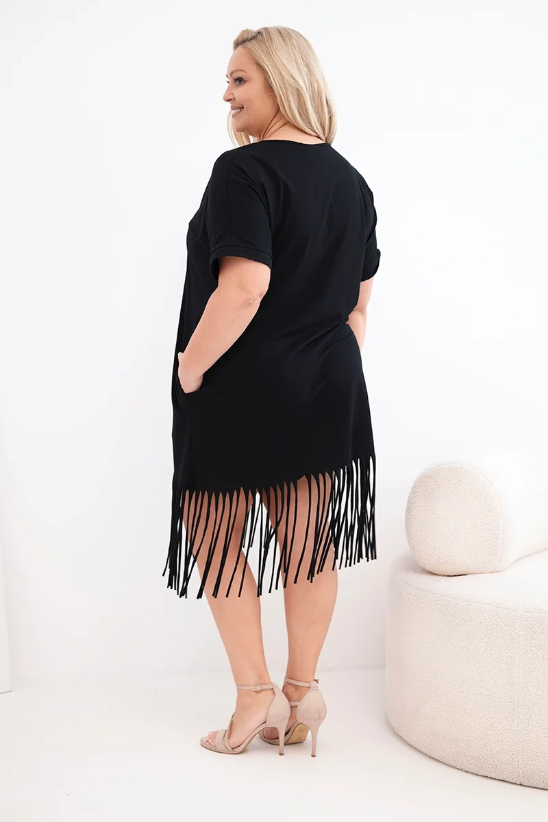 Sukienka damska bawełniana z dekoltem V i frędzlami Plus Size czarna - obrazek 3