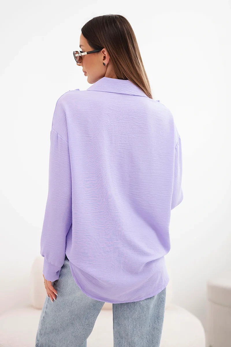 Koszula damska wiskozowa z długim rękawem i falbanami jasno fioletowa - obrazek 3