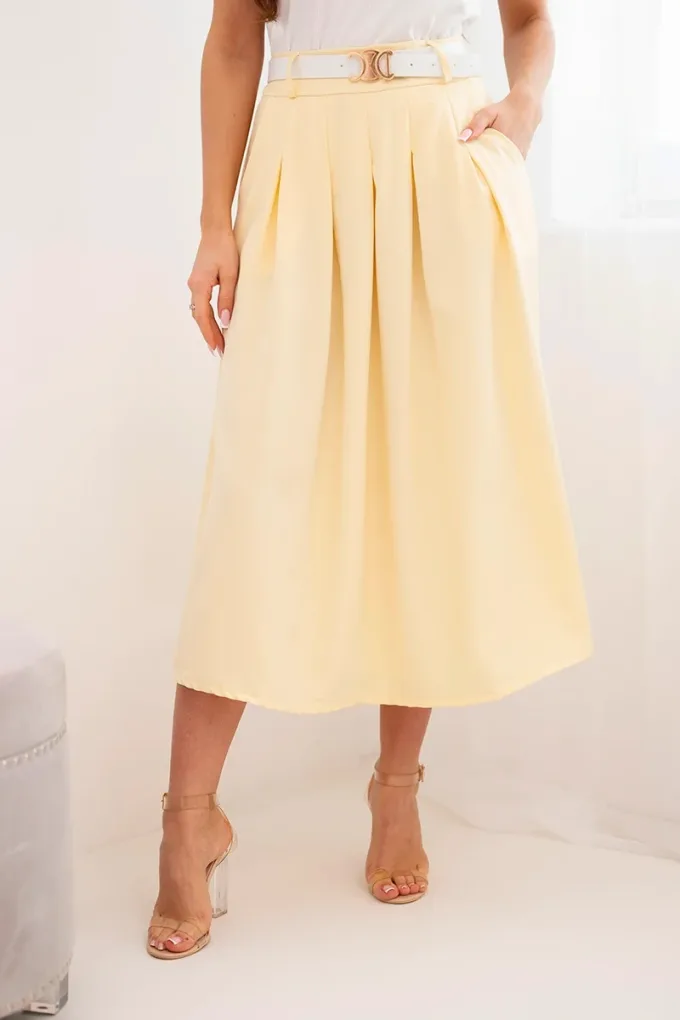 Spódnica damska wiskozowa z paskiem i zakładkami żółta