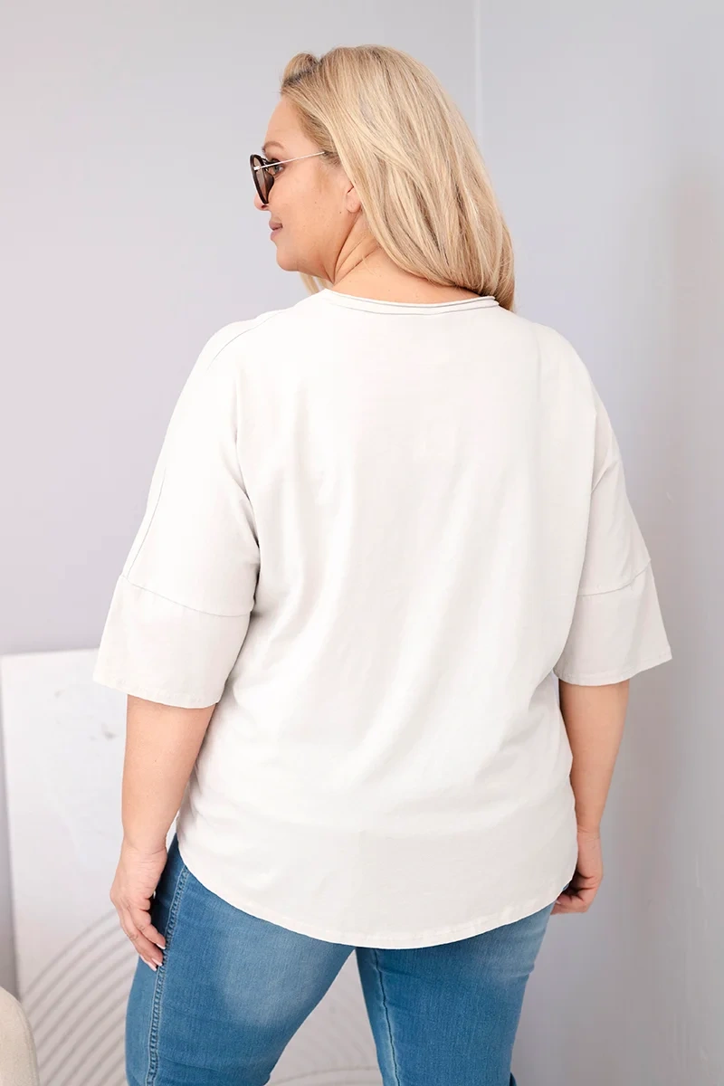 Bluzka damska bawełniana oversize Plus Size z dekoltem V beżowa - obrazek 3