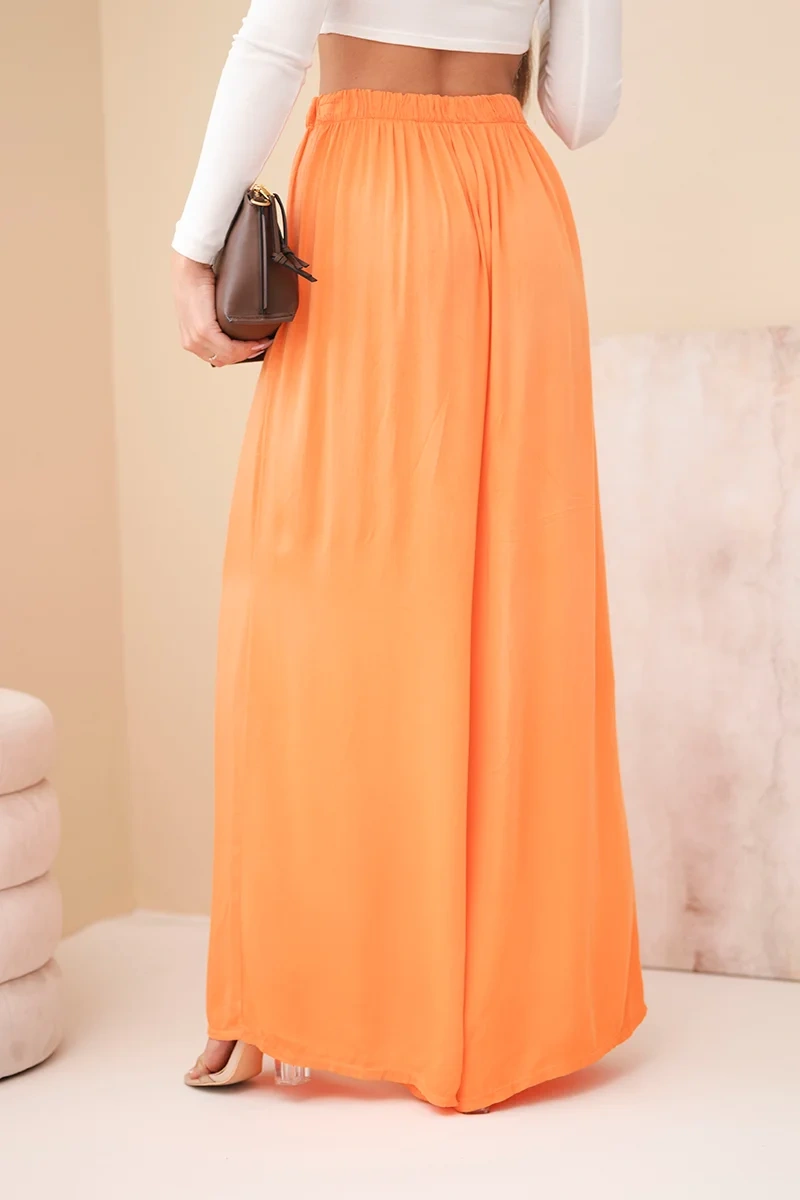 Spodnie damskie wiskozowe szerokie z gumką w pasie pomarańczowe - obrazek 3