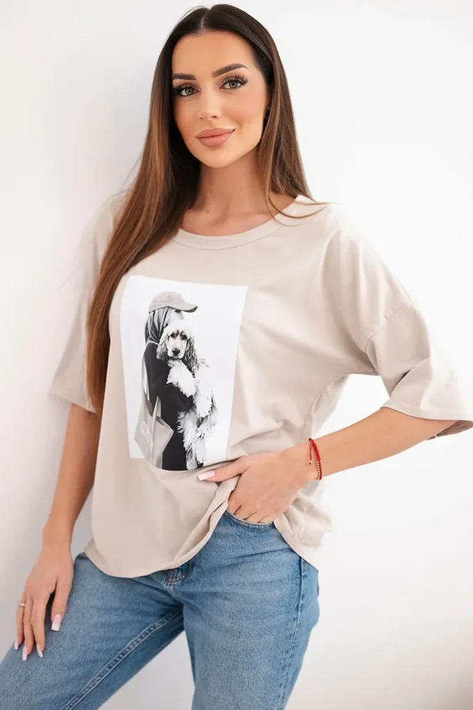 Bluzka damska bawełniana oversize z krótkim rękawem i modnym nadrukiem beżowa