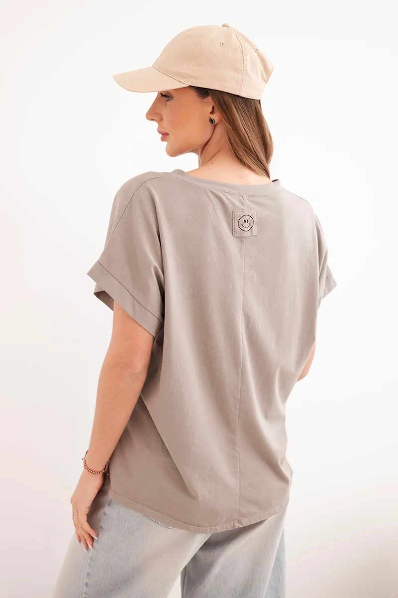 Bluzka damska bawełniana z dekoltem V i krótkim rękawem fango - obrazek 4