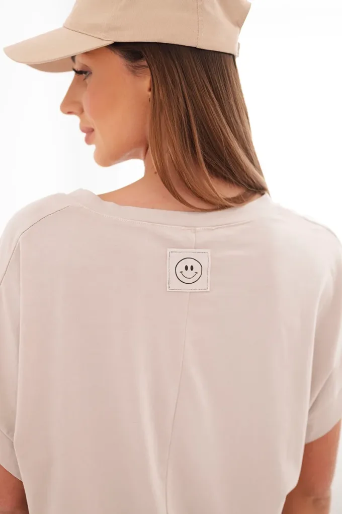 Bluzka damska bawełniana z dekoltem V i krótkim rękawem beżowa