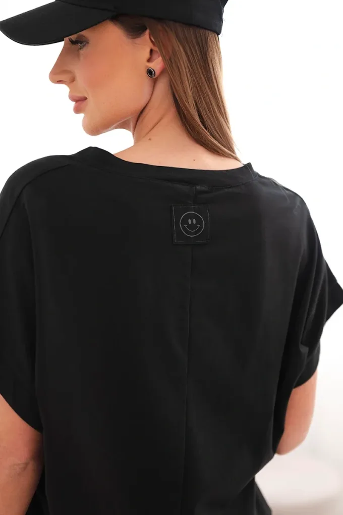 Bluzka damska bawełniana z dekoltem V i krótkim rękawem czarna