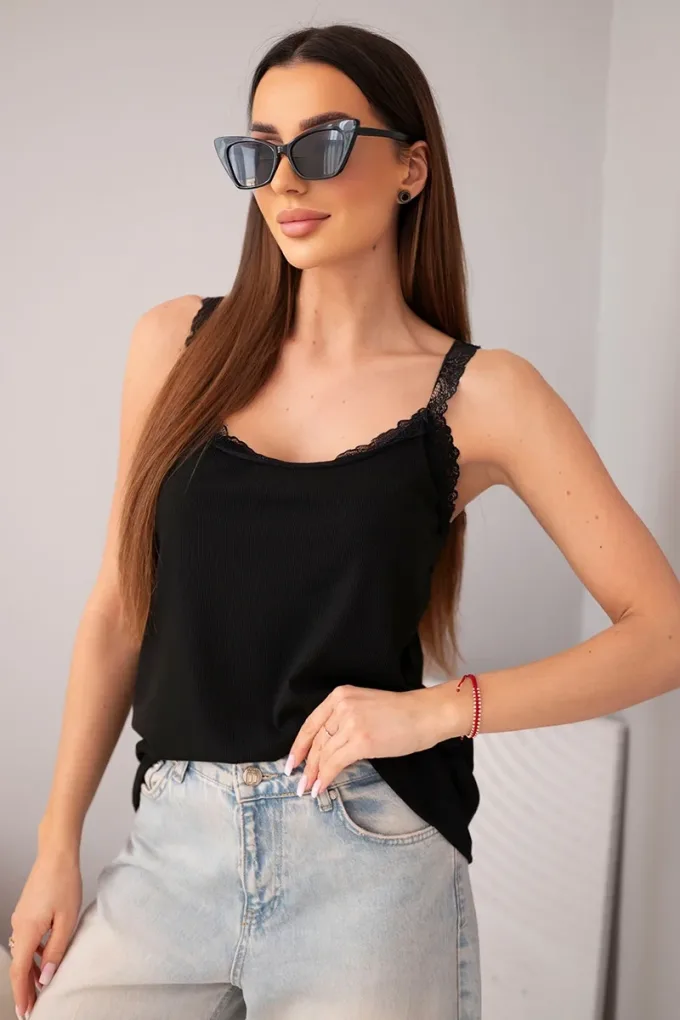 Bluzka damska na ramiączkach z koronkowym wykończeniem czarna