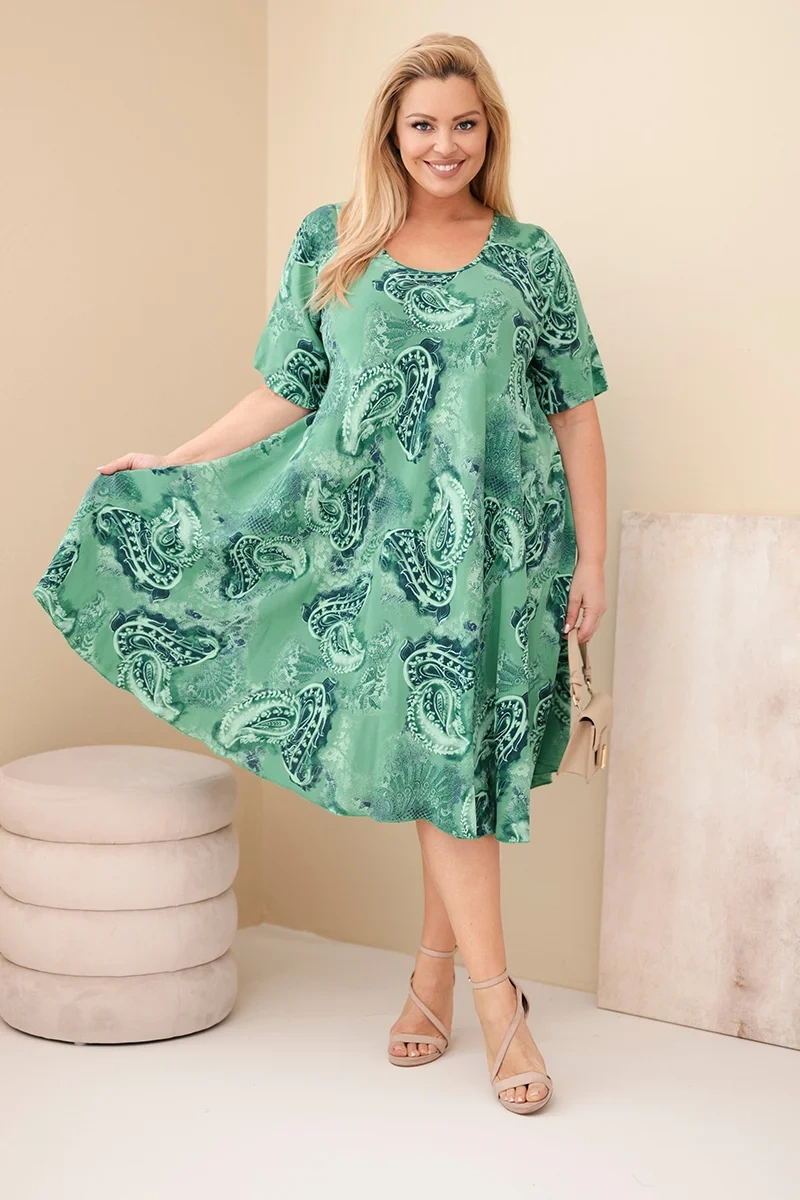 Sukienka damska wiskozowa Plus Size z krótkim rękawem i fasonem paisley zielona - obrazek 2