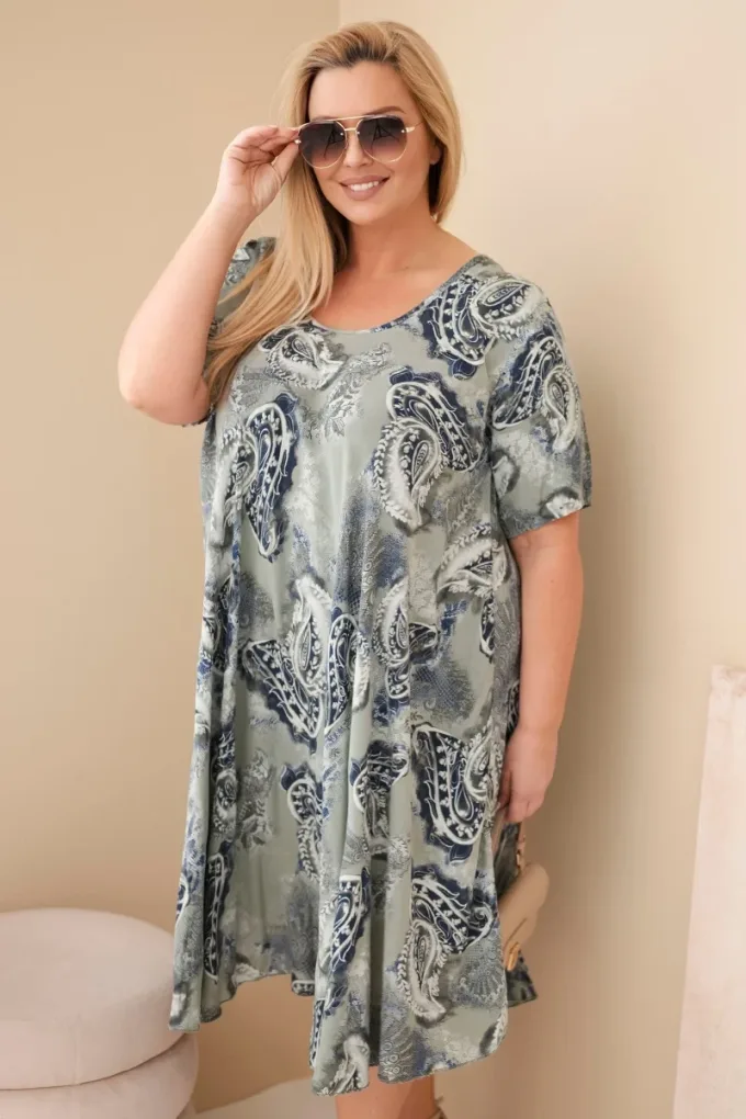 Sukienka damska wiskozowa Plus Size z krótkim rękawem i fasonem paisley khaki