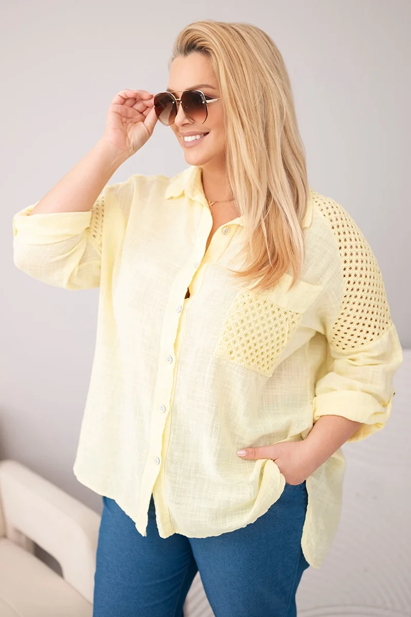 Koszula damska bawełniana Plus Size z kołnierzykiem i koronkową wstawką żółta