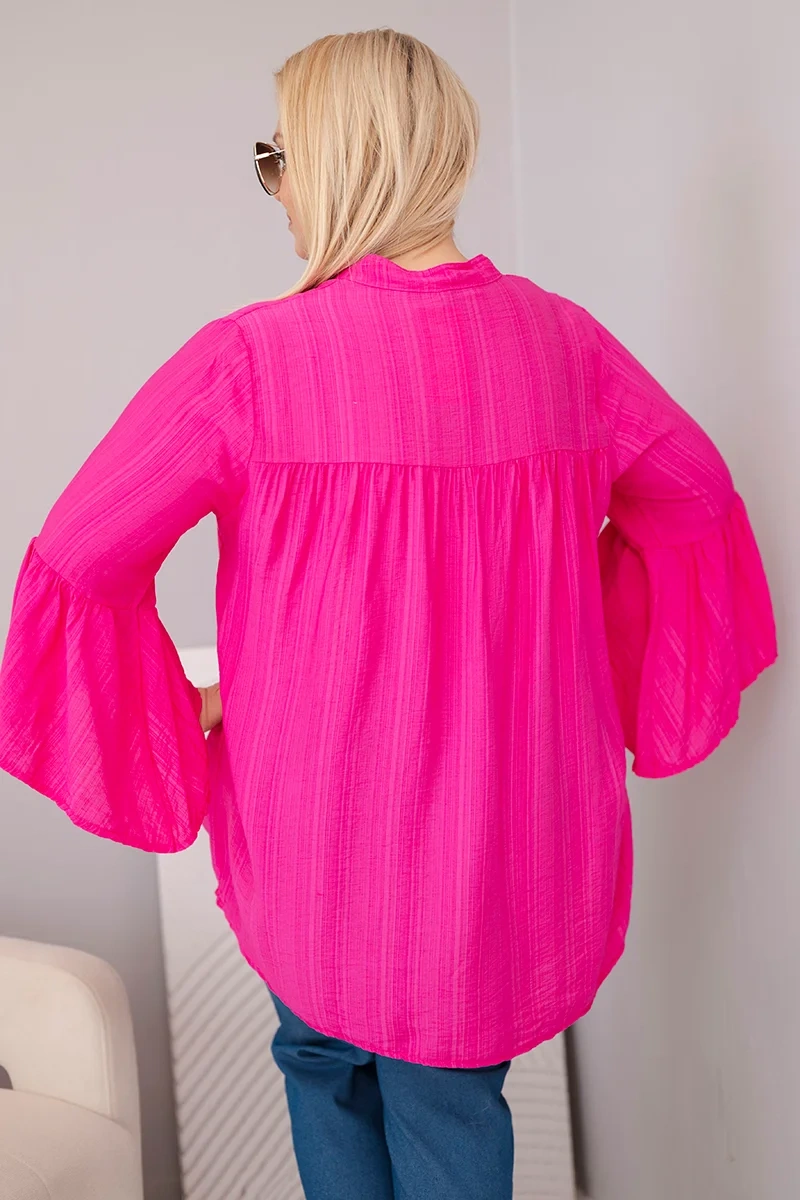 Bluzka damska wiskozowa Plus Size z falbaniastym rękawem i dekoltem V fuksja - obrazek 3