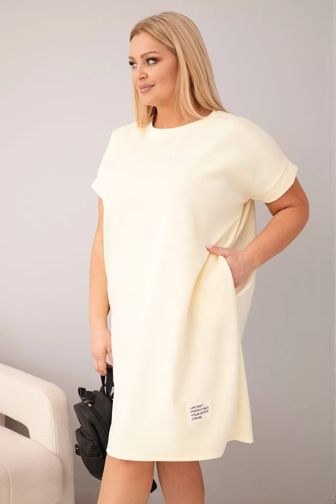 Sukienka damska Plus Size z krótkim rękawem i kieszeniami żółta
