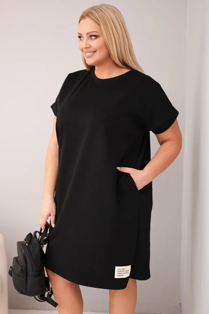 Sukienka damska Plus Size z krótkim rękawem i kieszeniami czarna