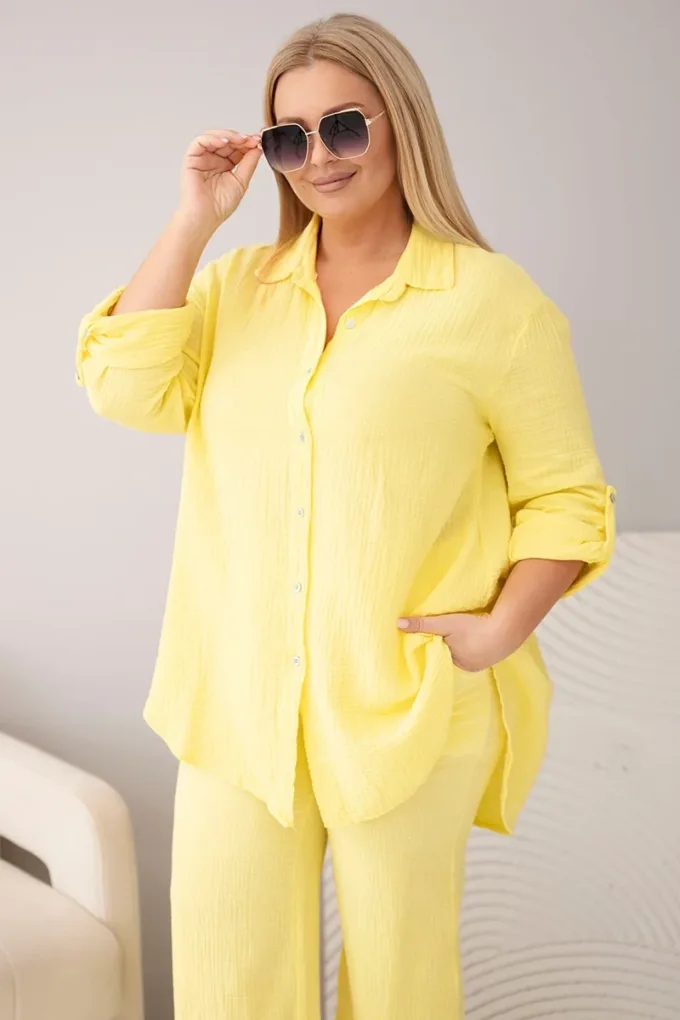 Komplet damski muślinowy Plus Size z koszulą zapinaną na guziki i spodniami z szeroką nogawką żółty