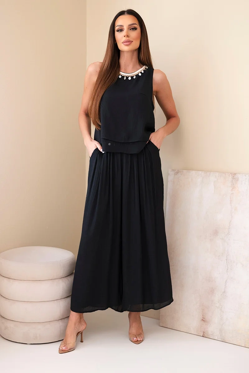 Komplet damski z wiskozą z topem bez rękawów i spodniami szeroka nogawka z ozdobnym wykończeniem czarny - obrazek 2
