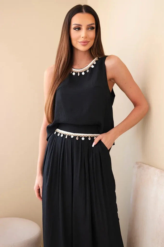 Komplet damski z wiskozą z topem bez rękawów i spodniami szeroka nogawka z ozdobnym wykończeniem czarny