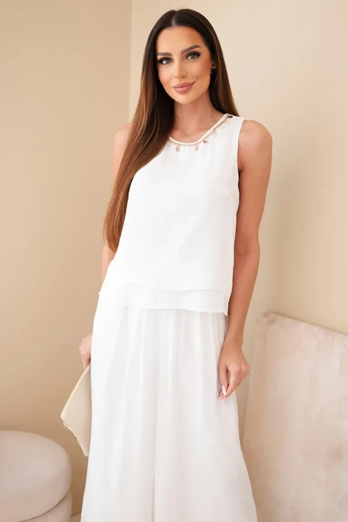 Komplet damski z wiskozą z topem bez rękawów i spodniami szeroka nogawka z ozdobnym wykończeniem ecru