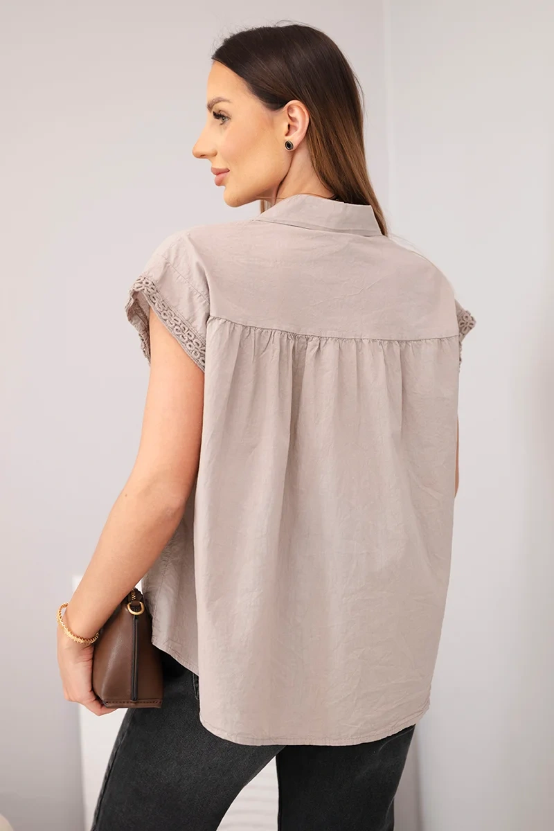 Bluzka damska bawełniana koszulowa z koronką i krótkim rękawem fango - obrazek 3