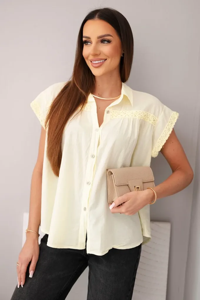 Bluzka damska bawełniana koszulowa z koronką i krótkim rękawem żółta