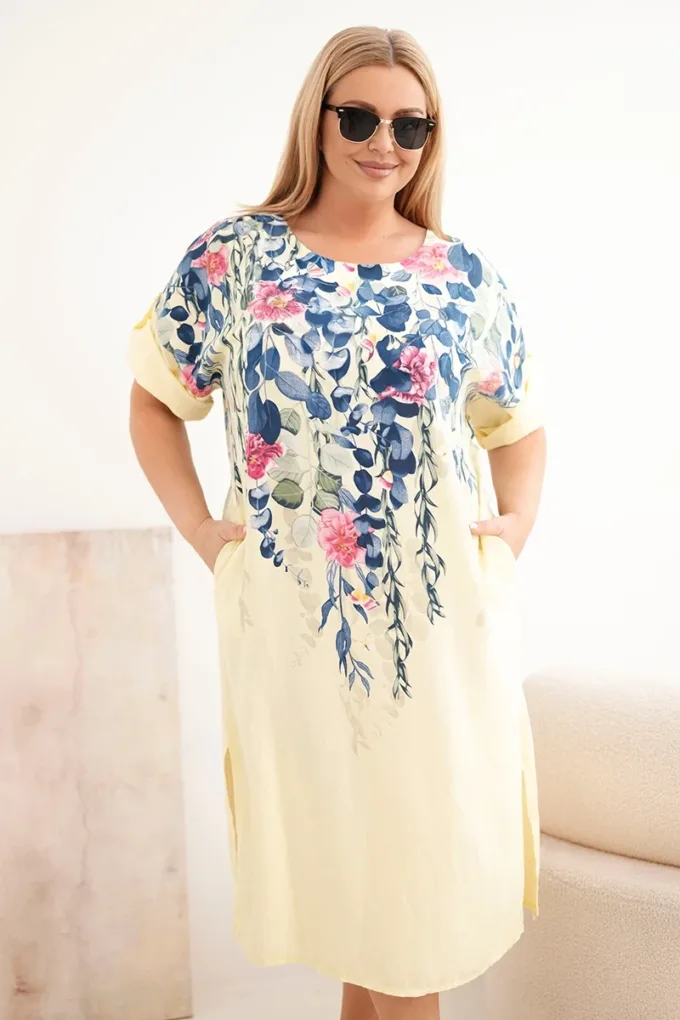 Sukienka damska wiskozowa Plus Size z krótkim rękawem i rozcięciami po bokach żółta