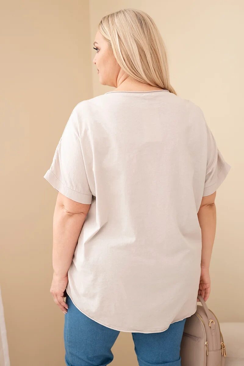 Bluzka damska bawełniana Plus Size z haftowanymi kwiatami beżowa - obrazek 3