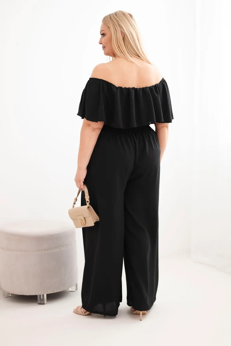 Kombinezon damski wiskozowy Plus Size hiszpanka z falbaną i szeroką nogawką czarny - obrazek 3
