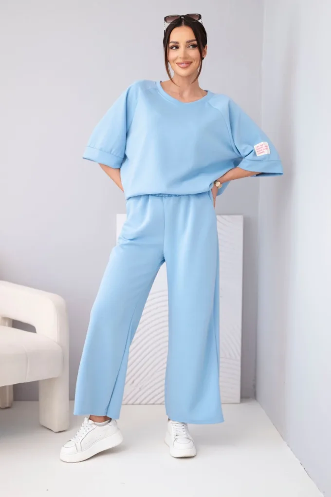 Komplet damski masełkowy z wiskozy bluza i szerokie spodnie jeansowy