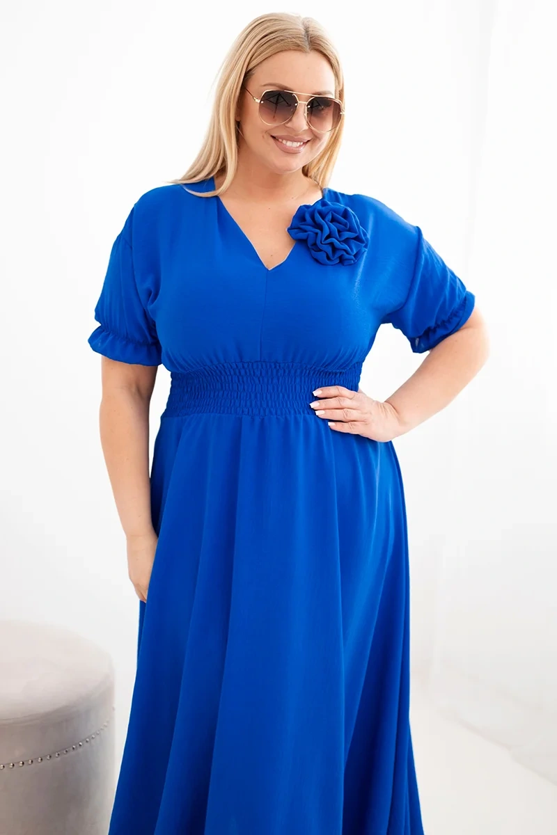 Sukienka damska wiskozowa Plus Size z dekoltem V i marszczoną talią chabrowa