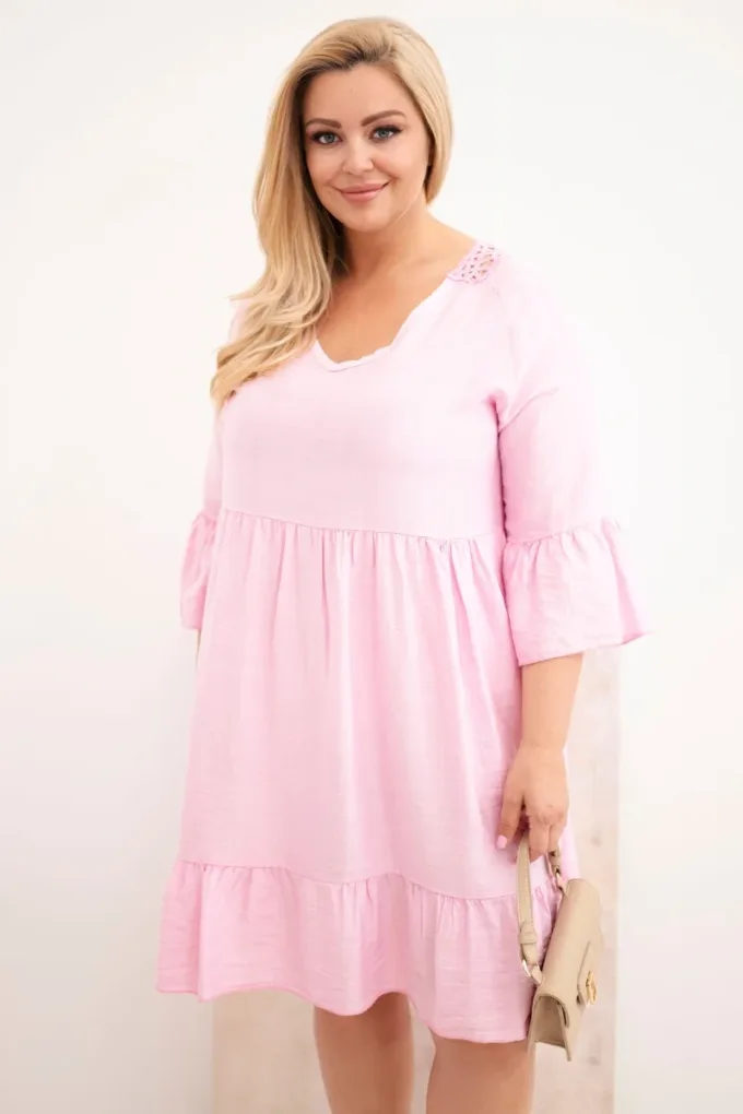 Sukienka damska Plus Size wiskozowa z ażurowym zdobieniem cukierkowy róż