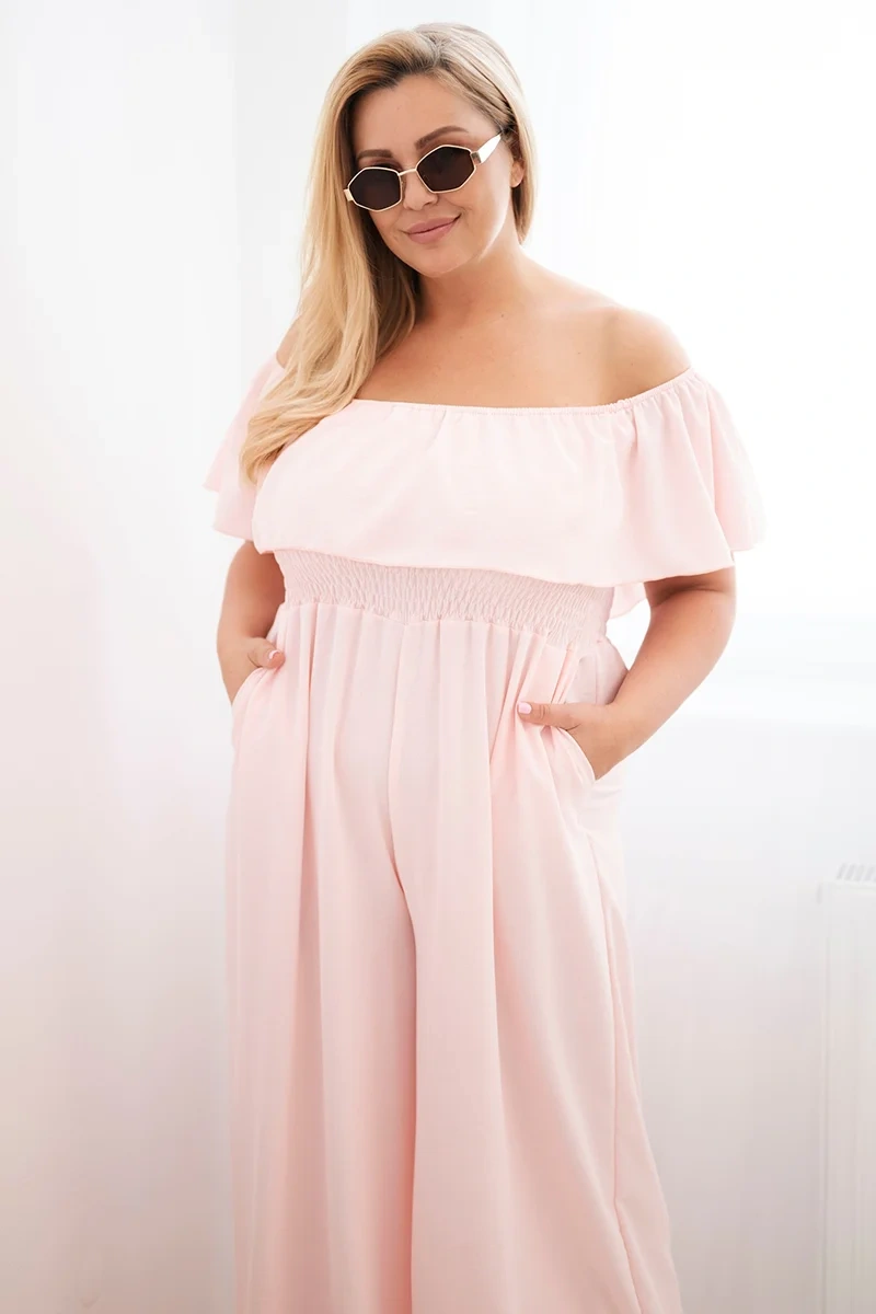 Kombinezon damski Plus Size z falbaną i krótkim rękawem pudrowy róż