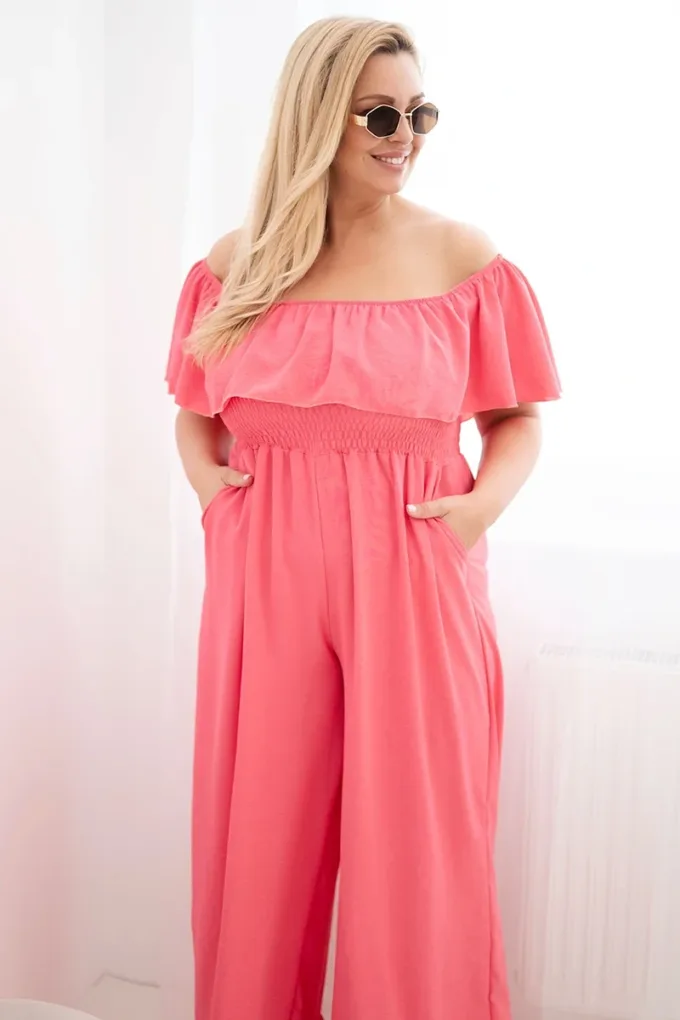 Kombinezon damski Plus Size z falbaną i krótkim rękawem różowy