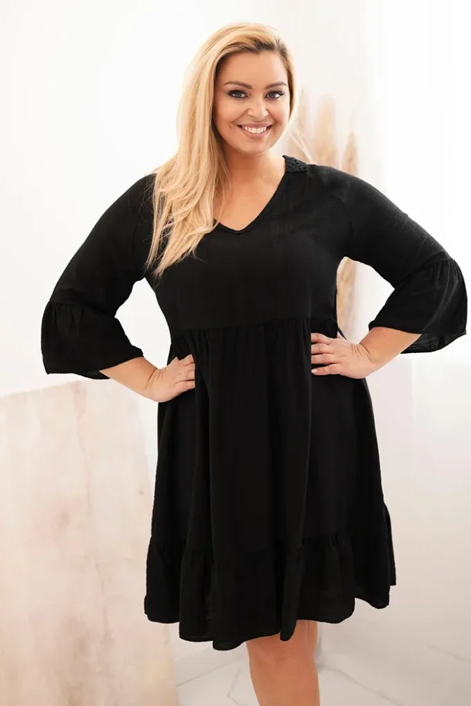 Sukienka damska Plus Size wiskozowa z ażurowym zdobieniem czarna