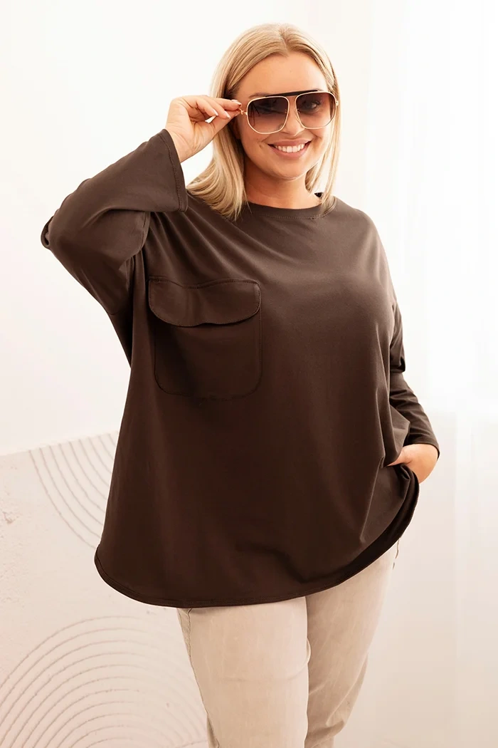Bluzka damska Plus Size z bawełną z kieszenią i rękawem podwijanym brązowa