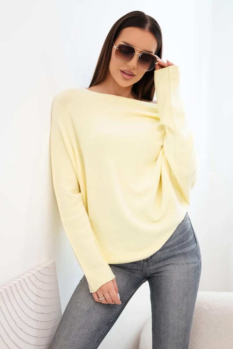 Sweter damski wiskozowy asymetryczny typu nietoperz żółty