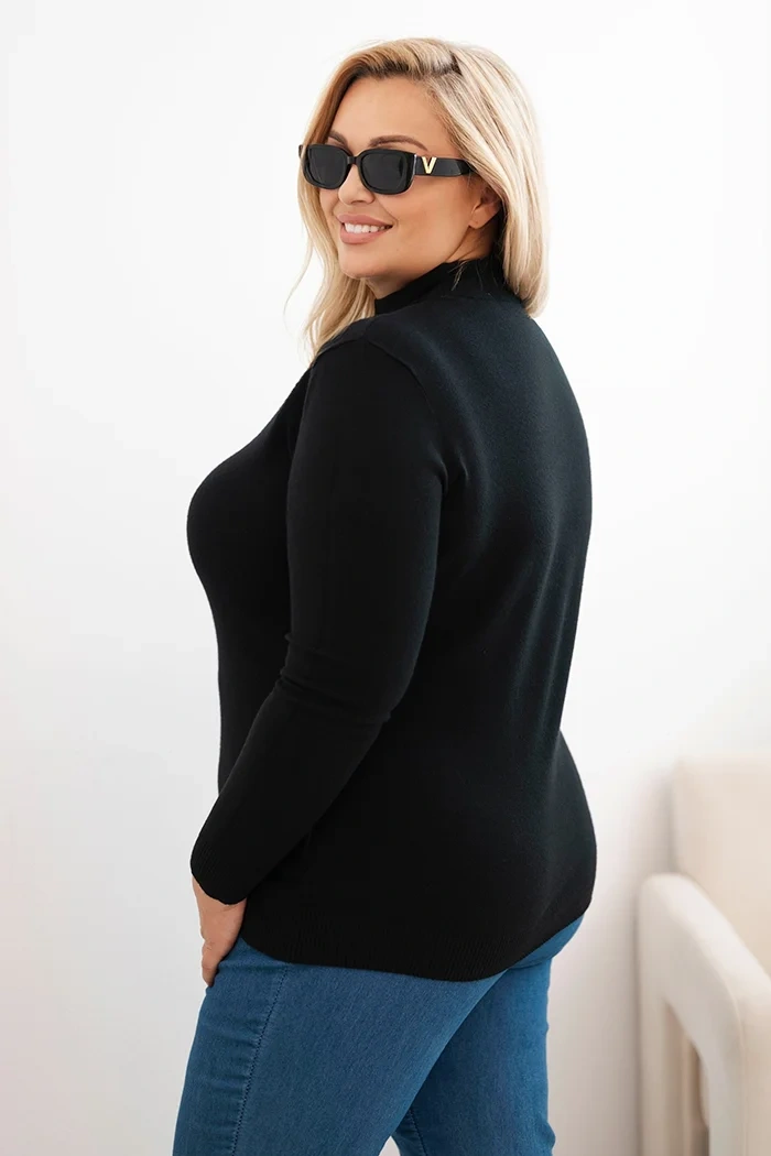 Sweter damski Plus Size z wiskozy z golfem czarny - obrazek 3