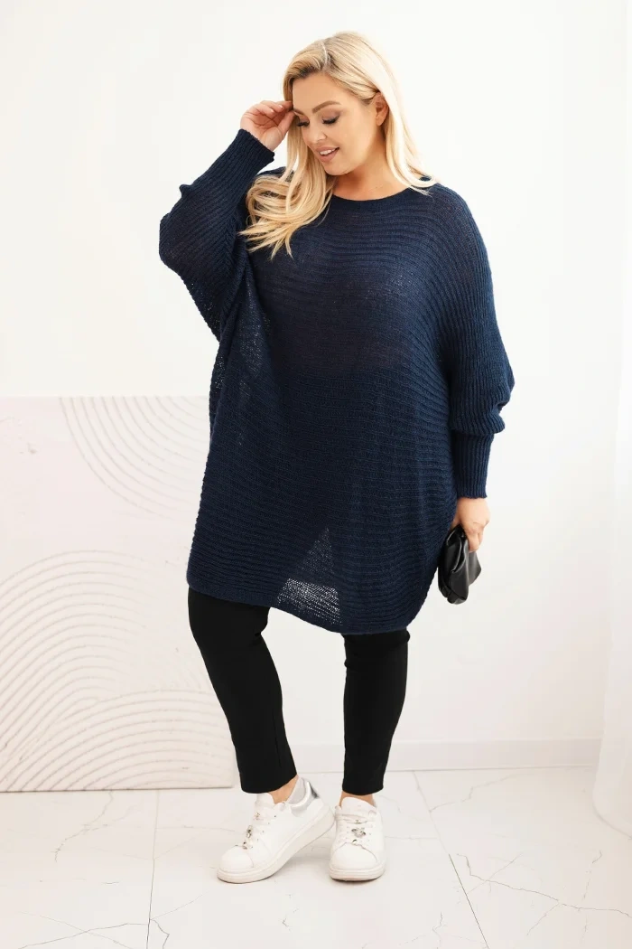 Sweter damski Plus Size z moherem ponczo granatowy - obrazek 2