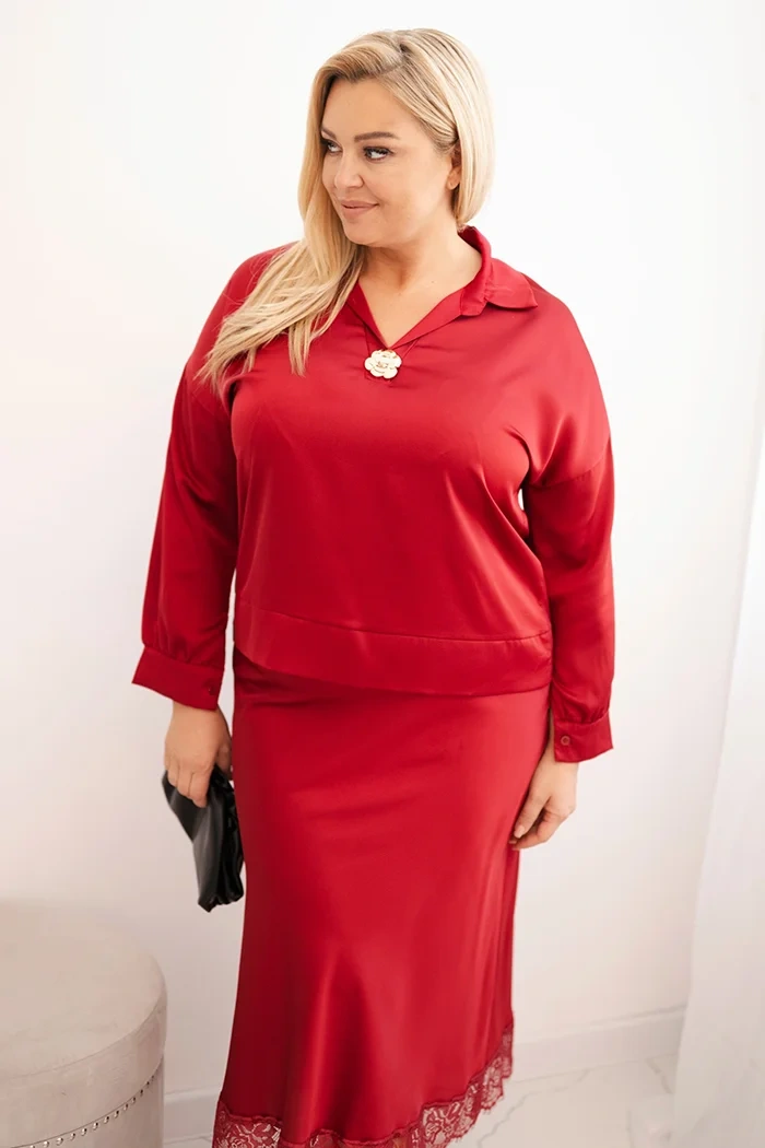 Komplet damska Plus Size z satynowym połyskiem i koronką bordowy - obrazek 2
