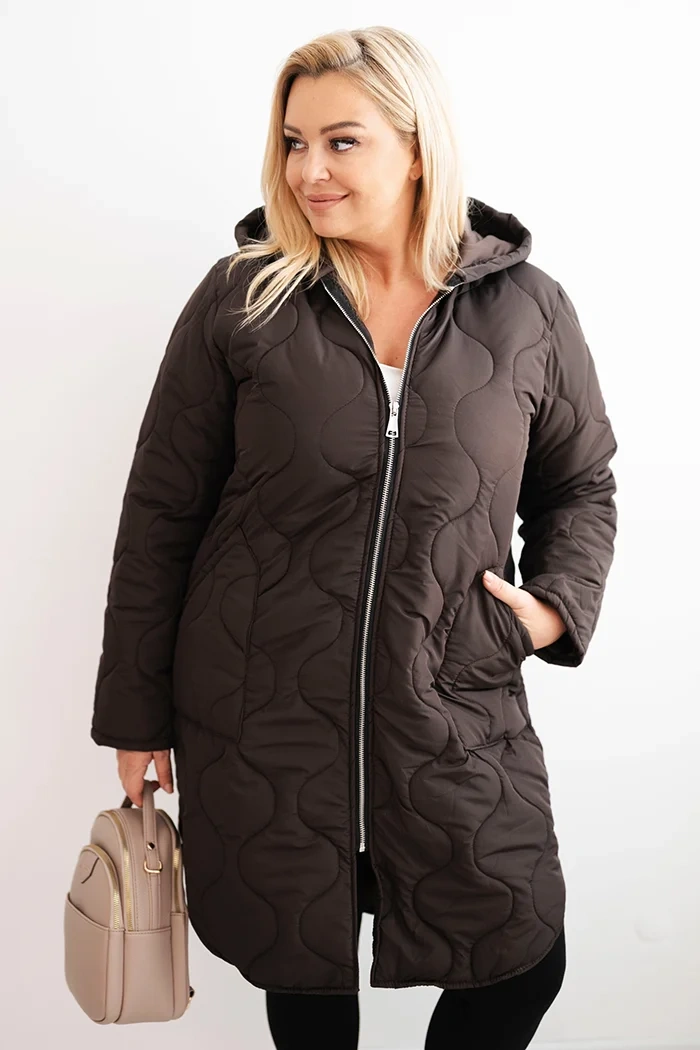 Kurtka damska Plus Size zimowa pikowana z kapturem brązowa