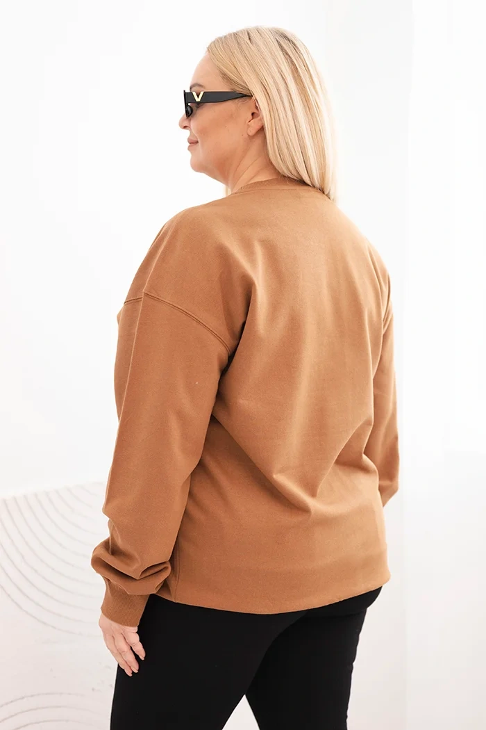 Bluza damska pętelkowa Plus Size bawełniana basic z okrągłym dekoltem camelowa - obrazek 3