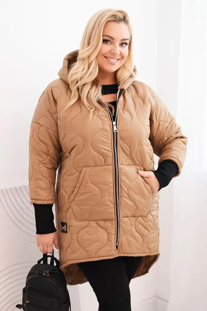 Kurtka damska zimowa Plus Size pikowana z kapturem camelowa