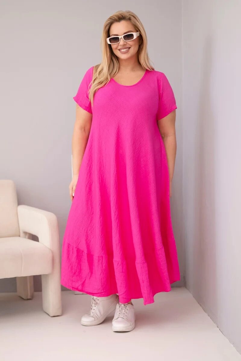 Sukienka damska plus size z krótkim rękawem i falbaną z lekkiej wiskozy fuksja - obrazek 2