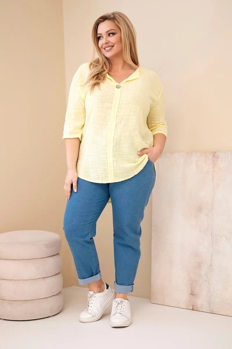 Bluzka damska bawełniana Plus Size z dekoltem na guziki żółta - obrazek 2