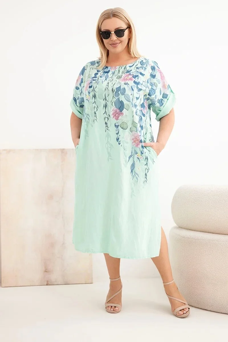 Sukienka damska wiskozowa Plus Size z krótkim rękawem i rozcięciami po bokach miętowa - obrazek 2