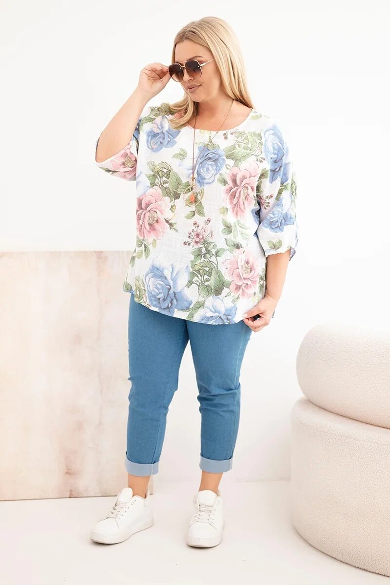 Bluzka damska bawełniana Plus Size z krótkim rękawem i kwiatowym wzorem biała - obrazek 2