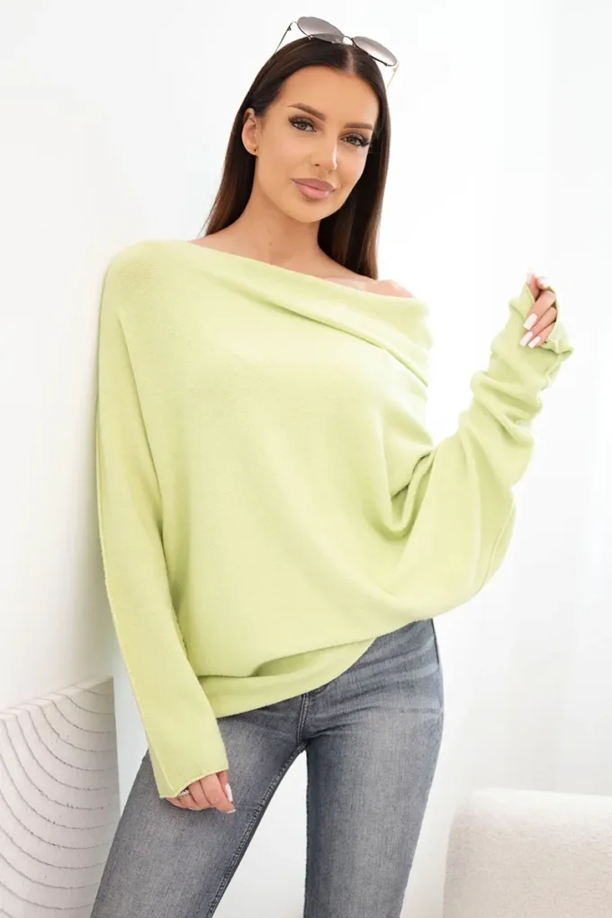 Sweter damski wiskozowy asymetryczny typu nietoperz pistacjowy