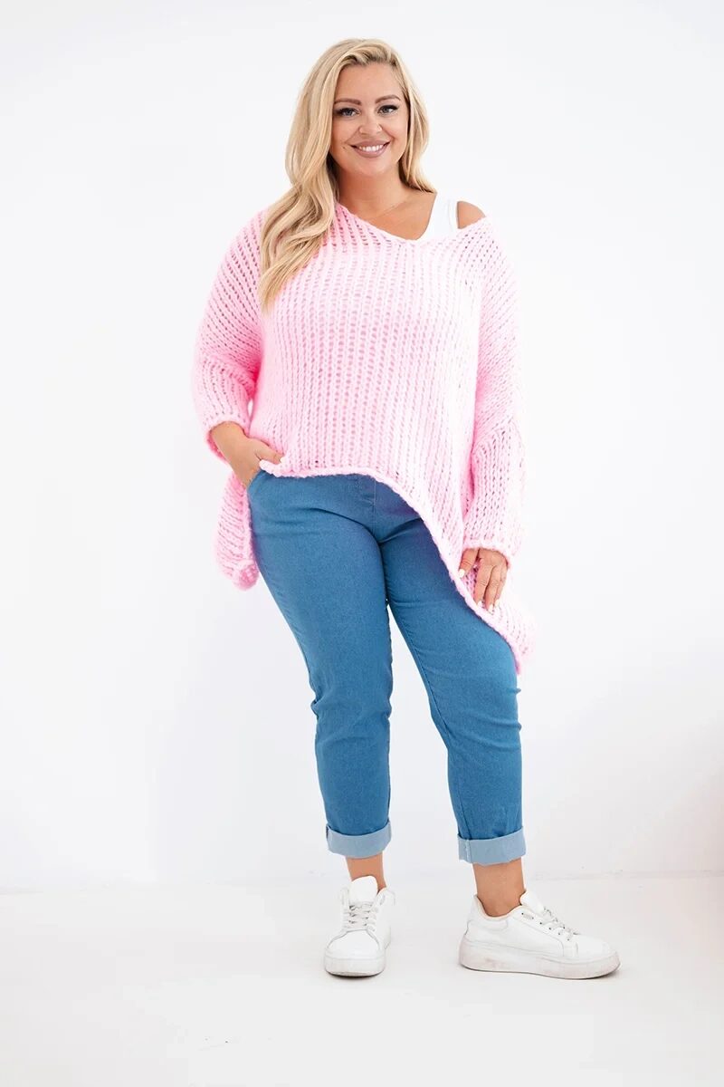 Sweter damski ażurowy oversize z dekoltem V i dłuższym tyłem cukierkowy róż - obrazek 2