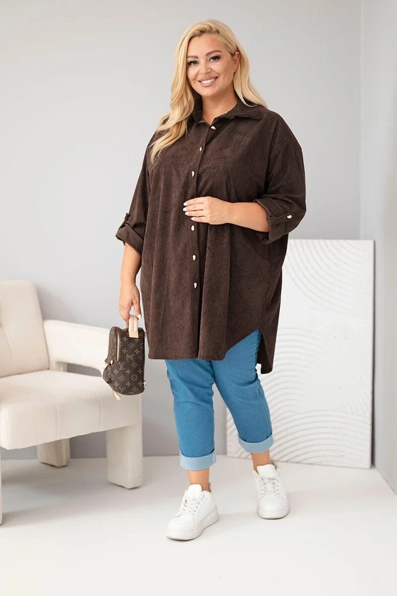 Koszula damska Plus Size z wiskozy sztruksowa z podpinanymi rękawami brązowa - obrazek 2