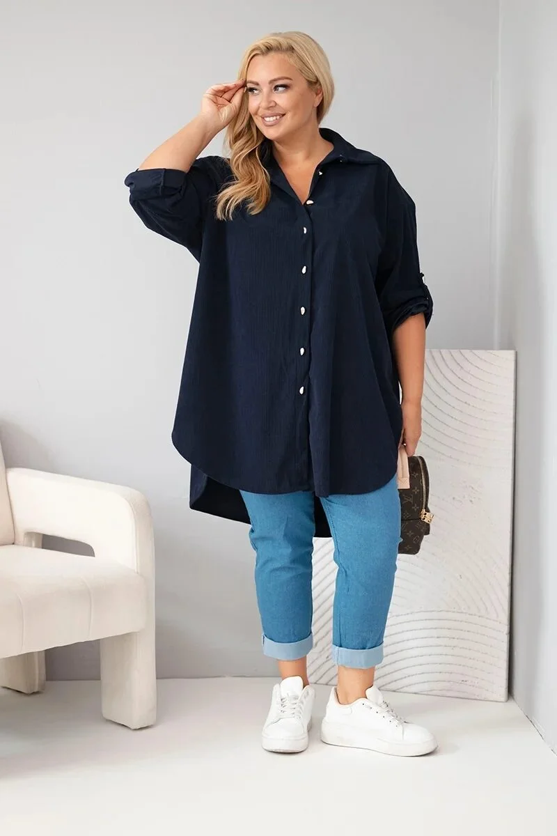 Koszula damska Plus Size z wiskozy sztruksowa z podpinanymi rękawami granatowa - obrazek 2